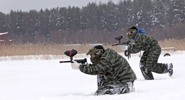 Зимние игры в пейнтбол
