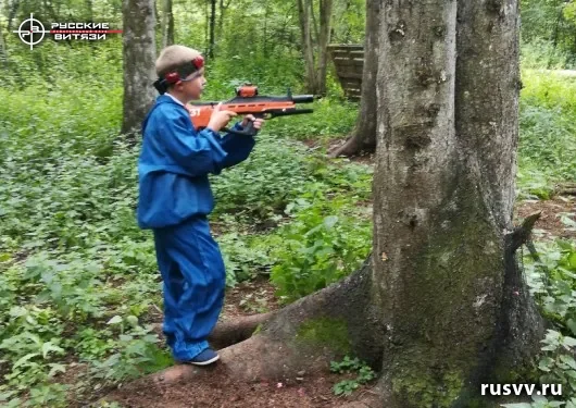 Лазертаг на лесной площадке в Вологде: игра команды