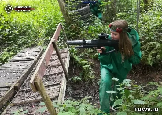 Лазертаг под Вологдой — снимок с игры в лесу