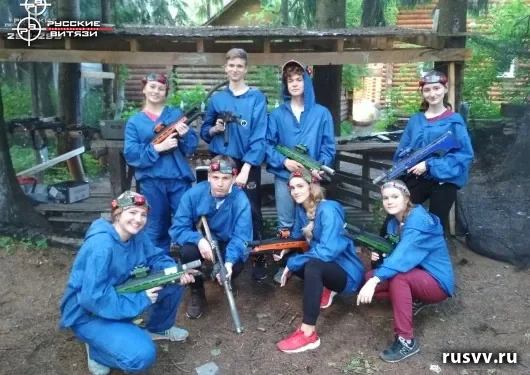 Лазертаг на лесной площадке в Вологде: игра команды