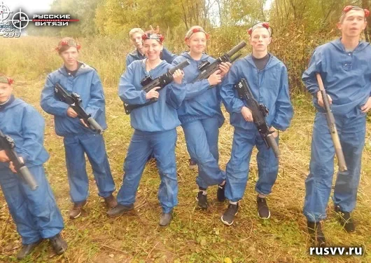 Лазертаг на природе под Вологдой: команда на игре
