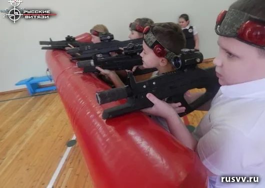 Выездной лазертаг в школьном спортзале, Вологда