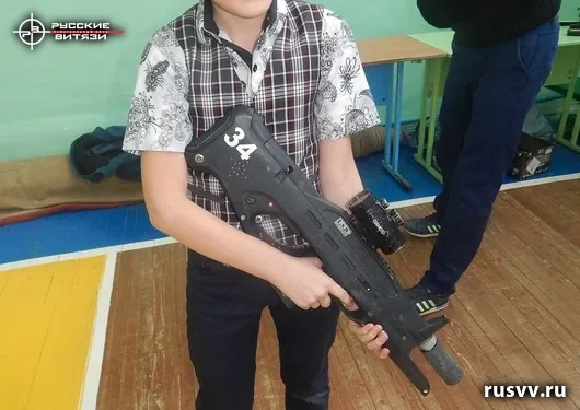 Лазертаг в школе: игра на уроке физкультуры, Вологда