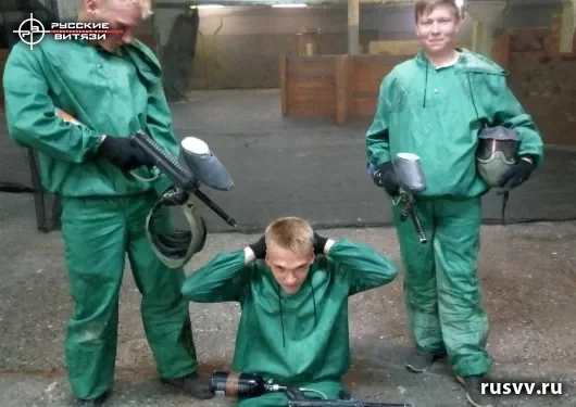 Лазертаг для детей в Вологде: команда в игровом зале