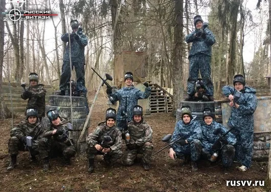 Игра в пейнтбол на природе, Вологда